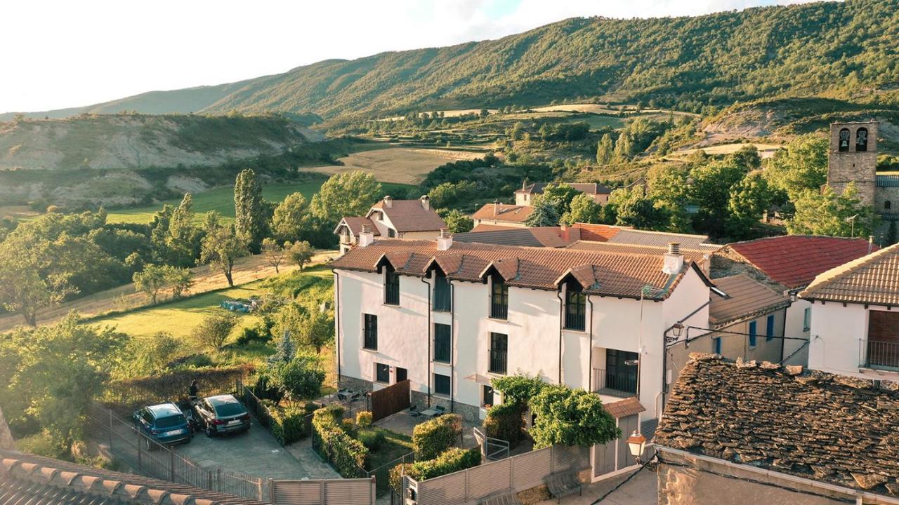 Casas Pirineos Apartamento Sabiñánigo Exterior foto